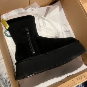Women’s Classic Dipper Platform Ugg Boots